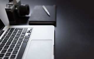 米兰体育入口-英超赛场上的经典瞬间回顾，令人难忘，英超精彩