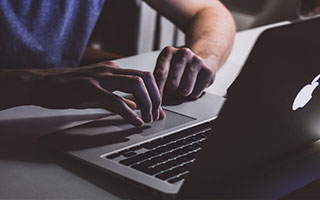 米兰体育APP在线-英超：曼城4-2逆转利物浦，争冠悬念再度升温，英超曼城4_1利物浦