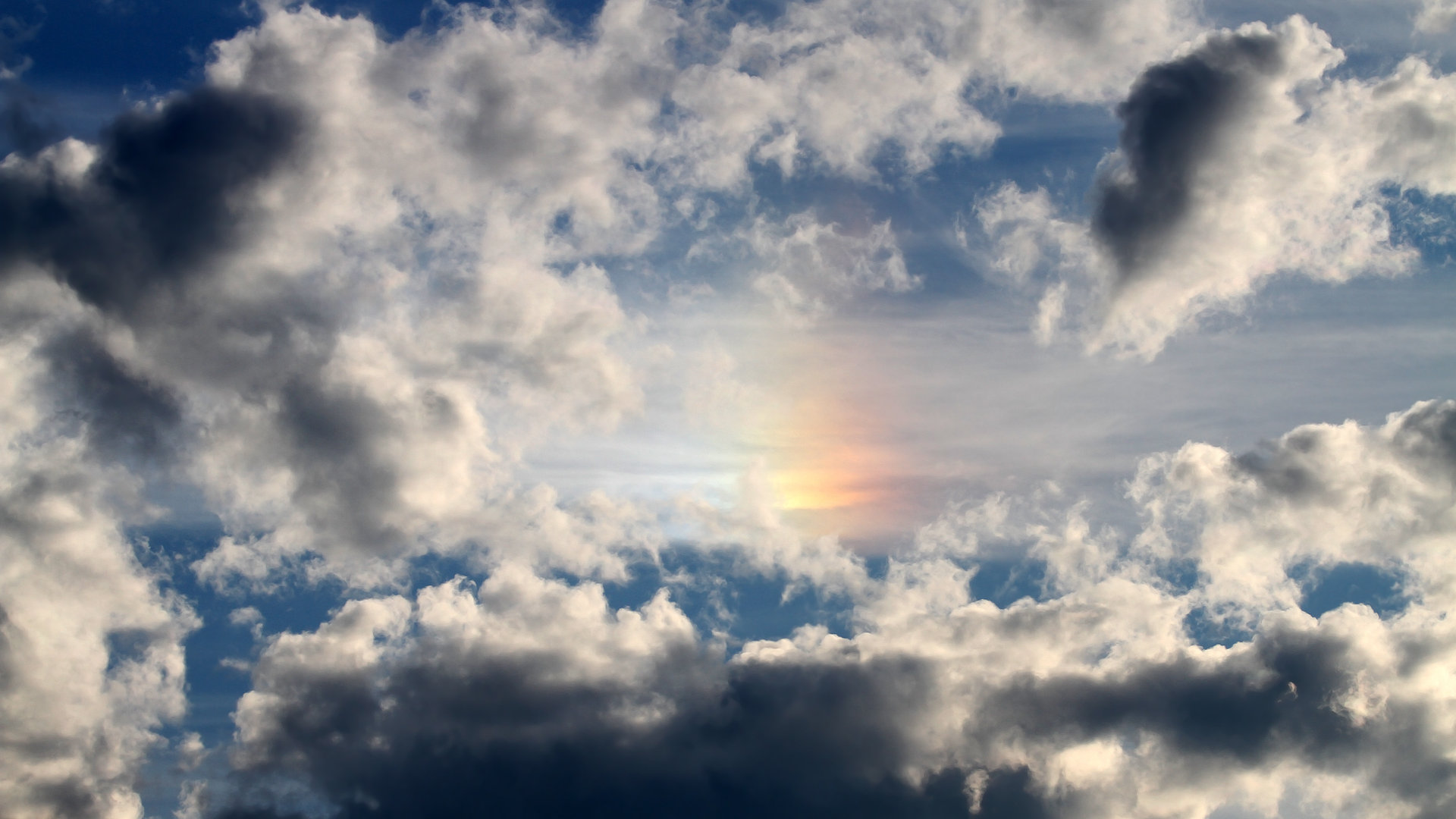 米兰体育APP-多特蒙德客场3-0战胜奥格斯堡，豪取五连胜，多特蒙德主场视频